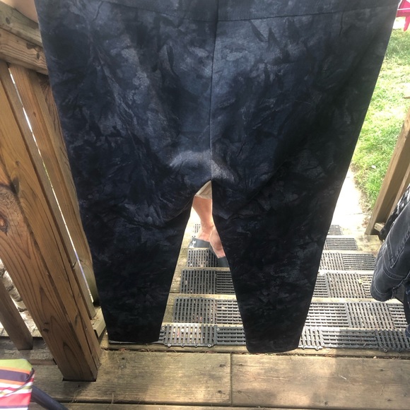 Periphery pants with zippers - Size 6 - Picture 2 of 3